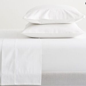 Pottery Barn Classic White Bedding Set